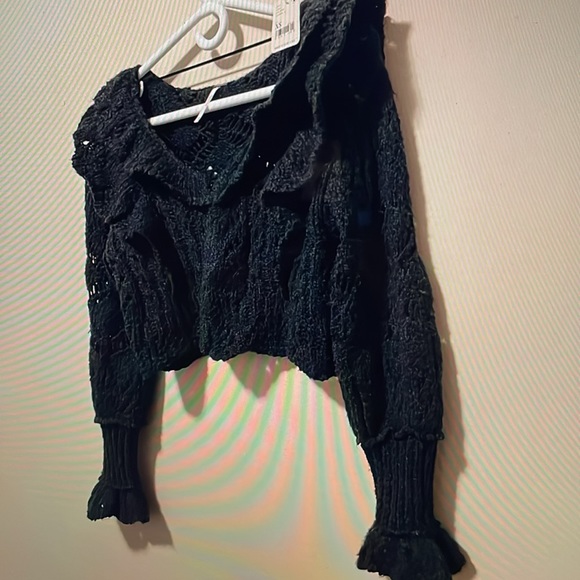 28. Free People Avery Cardi Knit Ruffle Cropped Cardigan NWT XS - Picture 3 of 4